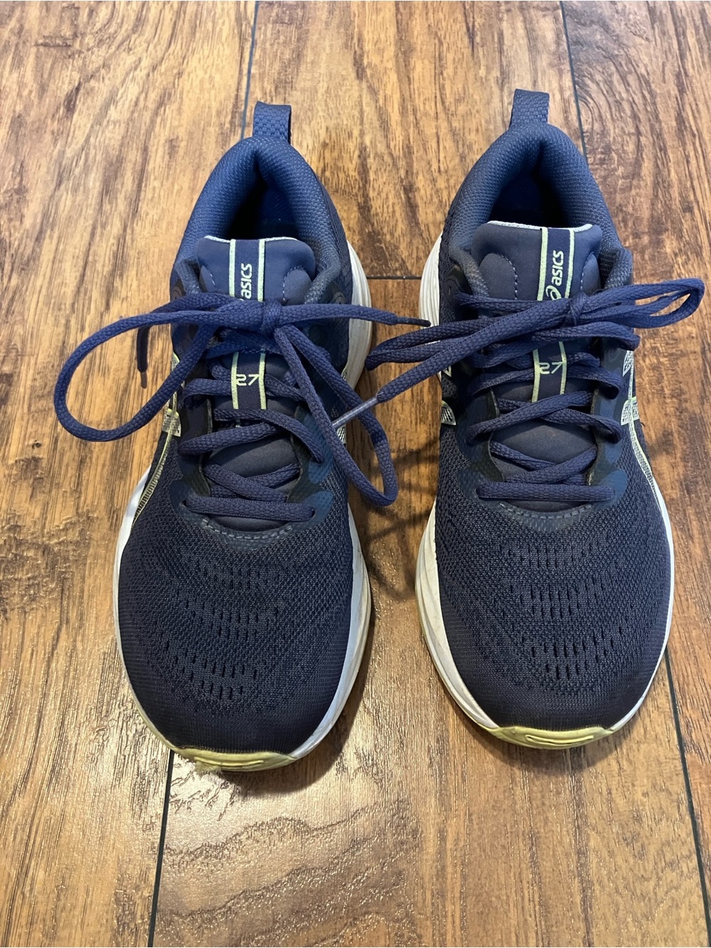 Asics Kid’s Navy Blue Athletic Running Shoes with White Midsole, Sz 4.5